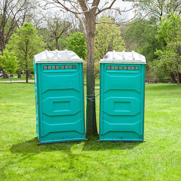 many long-term portable restroom rental companies offer customized options for events or projects that require particular features or amenities